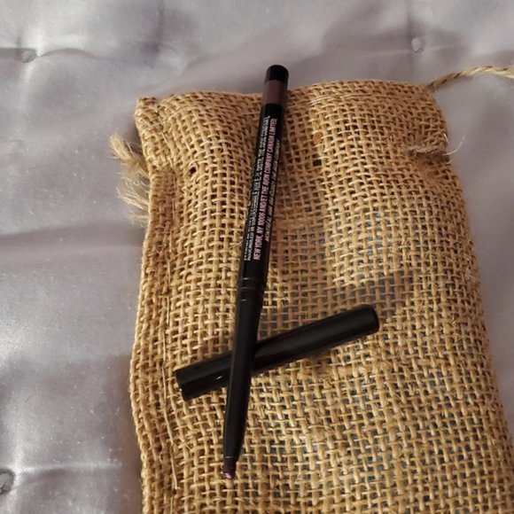 AVON FMG Diamond Eyeliner- Glimmer Sugar Plum Easy Glide - Picture 5 of 9